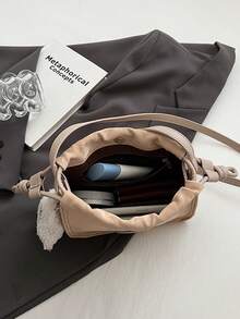 1個時尚純色小斜背包(7.8in*6.7in*3.1in),配有吊飾,拉繩式關閉,適用於購物、約會、下午茶、手機、單肩包,淺色系,可愛又可愛的女士手提包 - 卡其色 - 查看 9