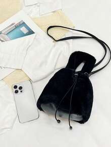 时尚毛绒抽绳水桶包，个性女士单肩包，新品上市 - 黑色 - 查看 12