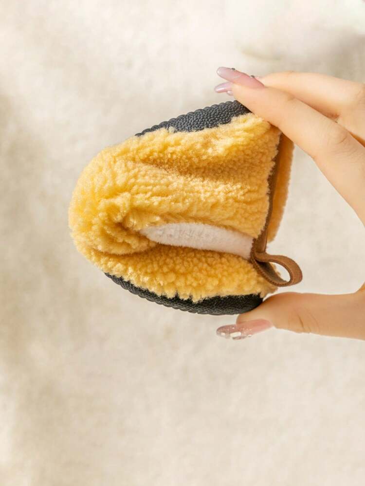 Outono e inverno novos pelúcia quente infantil sapatos de caminhada fofos fundo macio antiderrapante meias de chão sapato - Amarelo - Ver 10