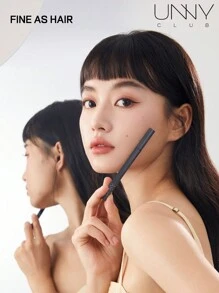 unny club 0.55毫升 0.009毫米 超细液体眼线笔，使用前摇匀以释放墨水，可用于下睫毛和眼线，高显色度，顺滑易涂，速干，防水防汗。
