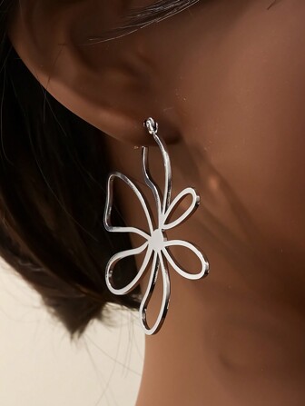 1pair Metal Chic Hollow Line Flower Drop Earrings, European & American Simple Office Design Ear Accessories, Suitable For Valentine's Day/ Daily/ Birthday/ Engagement/ Wedding Gifts, Simple & Comfortable Women's Jewelry Valentines