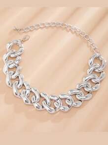 1個歐美朋克風格嘻哈粗鏈頸鍊,搭配誇張的方形扣墜飾,適合女性簡約配件