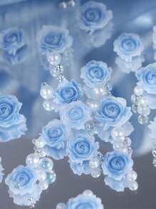 30颗可爱蓝色雕花玫瑰美甲装饰品，玫瑰花美甲配件，情人节美甲装饰，美甲用品，专业DIY美甲宝石