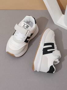 1 双时尚幼儿男童钩环运动鞋，婴儿休闲运动鞋，1-3 岁 - 黑色 - 查看 2