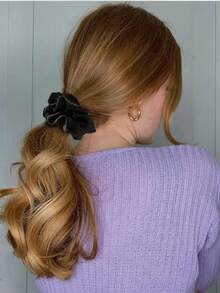 旅行/家居套裝，中空梳子，中空按摩梳，滾輪梳，圓梳，捲髮器，鱷魚夾，美髮夾，配有收納袋的髮刷 - 黑色 - 查看 8