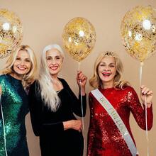 Một bộ Của Đồ Trang Trí Sinh Nhật Thích hợp Dành cho Cô gái 40 , 50 , 60 , 70 , 80 , Và , Bao gồm A Vàng Sinh nhật Vương miện Và Đen Tiệc sinh nhật Quân nhu , Của phụ nữ Quà sinh nhật - màu đen - Xem 5