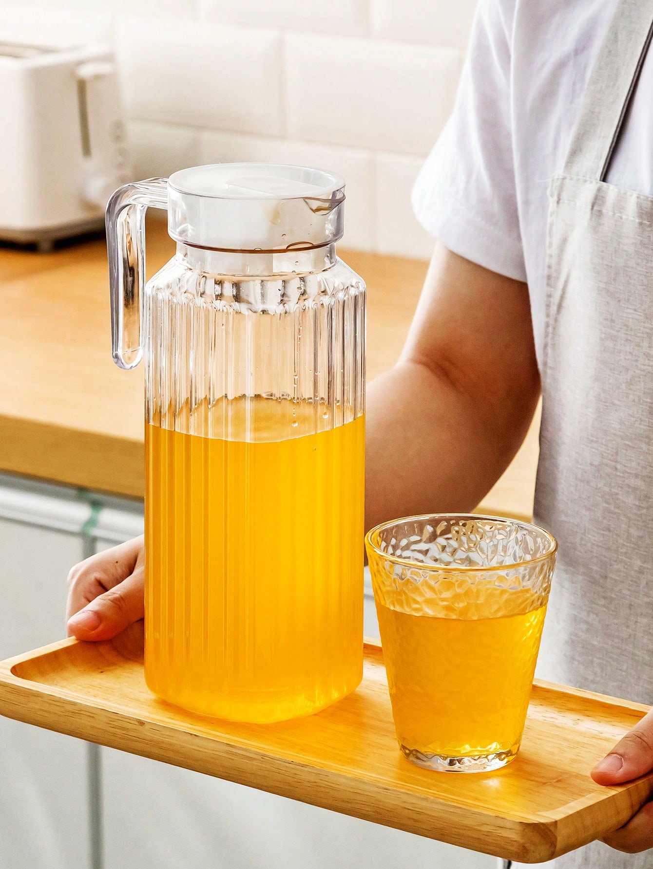 جك زجاجي كبير للماء والعصير بغطاء واسع – تصميم شفا...