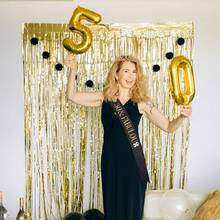 Một bộ Của Đồ Trang Trí Sinh Nhật Thích hợp Dành cho Cô gái 40 , 50 , 60 , 70 , 80 , Và , Bao gồm A Vàng Sinh nhật Vương miện Và Đen Tiệc sinh nhật Quân nhu , Của phụ nữ Quà sinh nhật - màu đen - Xem 4