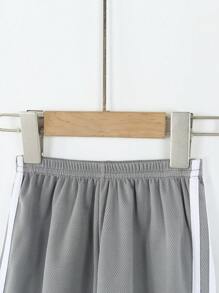 Young Boy 2 Pieces Set Short Sleeve T-Shirt And Shorts Outfit, Boys Athletic Sports Breathable Mesh Clothing