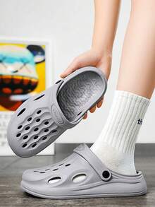 2024 Hàng mới đến Nam Xu hướng: Cắt giảm Sân vườn Giày dép , Chống trượt Thoáng khí Dép đi trong nhà Đối với Ngoài trời bờ biển - Xám - Xem 4