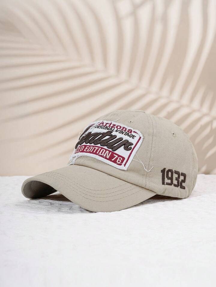 1pc Unisex Black Baseball Cap With Embroidered Teatur Letter, Adjustable Size, Sunproof, Breathable, Stylish And Versatile, Suitable For Daily Wear And Going Out Street