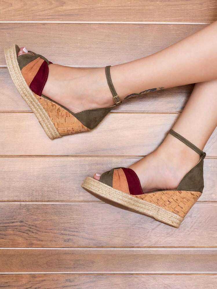Sandália Feminina Anabela Flatform Salto Espadrille Plataforma Verde Militar Preto Caramelo Bellinda Shoes - Verde Militar - Visão 4