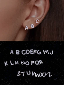 FOREVER QUEEN 925 纯银首字母 A-Z 单耳环耳钉防过敏耳饰精致简约经典风格精致女士/男士生日礼物送女友/男友、情人节礼物