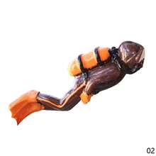 1入組樹脂浮潛員魚缸裝飾水下風景迷你浮球,適用於水族箱 - 彩色 - 查看 9