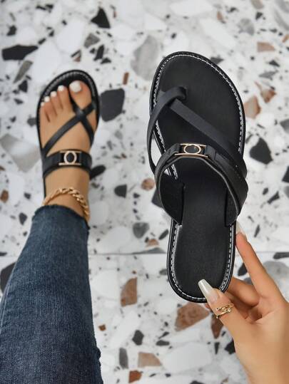 Fashionable Women's Flat Sandals With Shiny Buckle, Open Toe, And Large Size, For Outdoor Wear