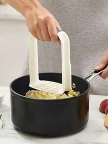 1 Pieza Trituradora De Papas Manual Con Patrón Ondulado, Utensilio De Cocina Para Hacer Puré De Papas (hecho De Plástico) - Blanco - Ver 1