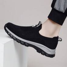 Middle-Aged And Elderly Women's Outdoor Sports Shoes, Breathable, Lightweight, Non-Slip And Soft-Soled Walking Shoes