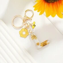 1pc Resin Alphabet Keychain For Men, Resin Daisy Alphabet Key Ring, Bee Charm Pendant, Bag Accessory, Valentine's Day Men's Gift Car Accessories Bag Charm Backpack For School Cute Goth Y2k