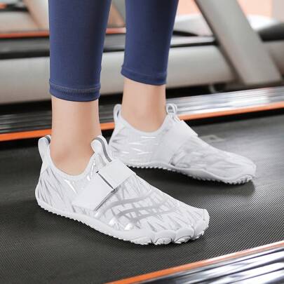 TOLLN Women'S Indoor Gym Special Anti Slip Comprehensive Training Shoes