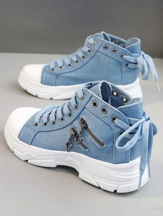 35-45大码女士四季厚底增高休闲鞋，透气舒适设计，系带闭合，款式时尚，百搭轻便，适合运动和日常穿着