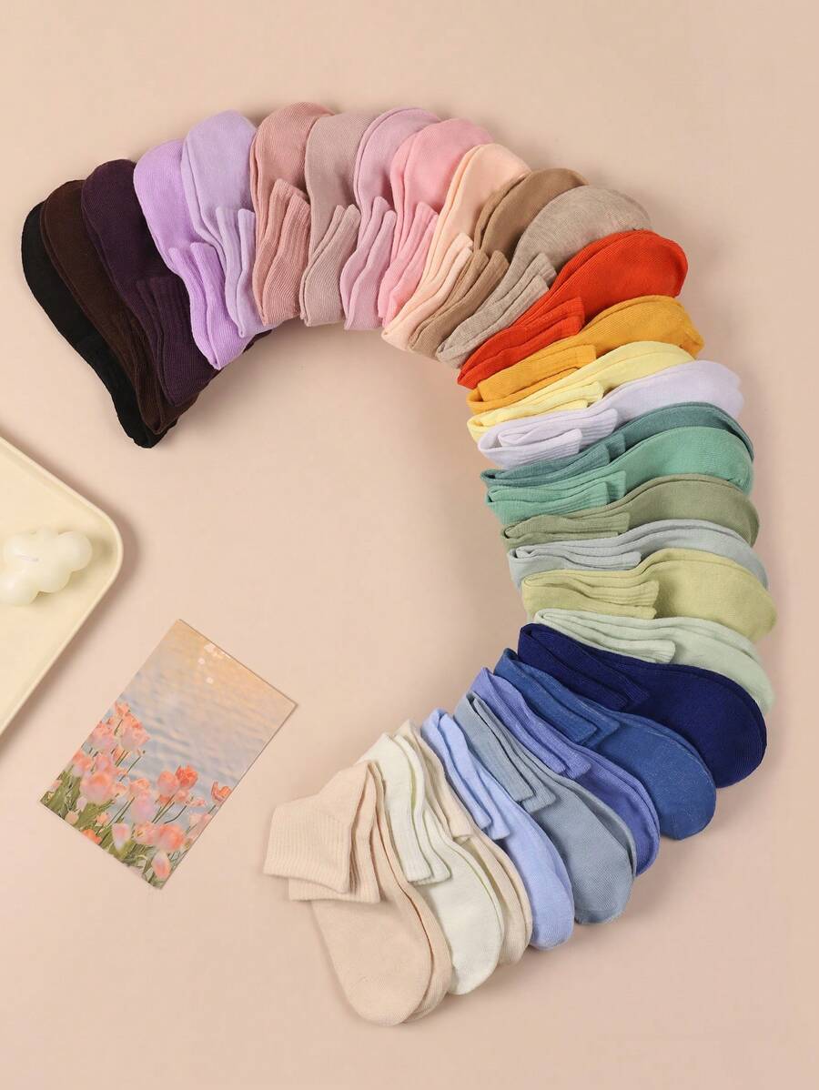 15pairs/Set Random Women's Casual Simple Solid Color Mid-Calf Socks