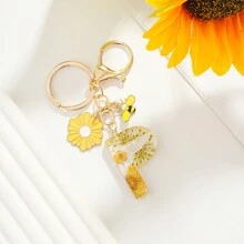 1pc Resin Alphabet Keychain For Men, Resin Daisy Alphabet Key Ring, Bee Charm Pendant, Bag Accessory, Valentine's Day Men's Gift Car Accessories Bag Charm Backpack For School Cute Goth Y2k