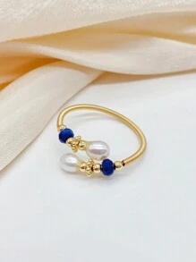 Nhẫn Ngọc Trai Phong Cách Ngọt Ngào Là Bộ Sưu Tập Đa Năng Và Thanh Lịch Với Thiết Kế Độc Đáo. Nó có sự sang trọng và quý phái ở cấp độ bộ sưu tập. Thích hợp để mặc hàng ngày, tiệc và tiệc tùng dành cho phụ nữ, có phong cách thanh lịch và cảm giác cao cấp. Đó là một phong cách sang trọng và lạnh lùng nhẹ nhàng tinh tế, với thiết kế cổ điển và thời trang. Chiếc nhẫn đa năng và cá tính này tôn lên vóc dáng người phụ nữ, mang lại cảm giác quý phái và sang trọng, tạo nên phong cách thời trang và thanh lịch hấp dẫn phù hợp với phụ nữ trên mạng xã hội. - Nhiều màu - Xem 8