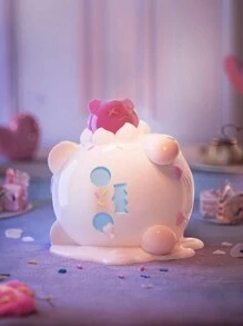 1个随机款式动漫泰迪熊模型摆件，采用PVC和ABS材质，可爱的桌面装饰品，融合了生日派对的温馨氛围和萌熊元素，是馈赠亲友的精美收藏品，因其独特的设计而备受喜爱。 - 紫色 - 查看 1