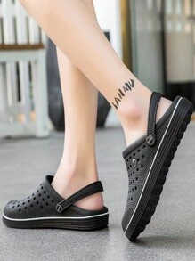 Men's Simple Casual Hollow Out Flat Sandals With Closed Toe - Black - View 6