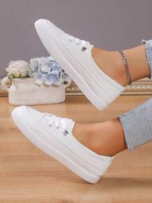 New Spring & Autumn Women's Breathable Low Vamp Soft Bottom Sports Shoes, Fashionable And Versatile White Sneakers