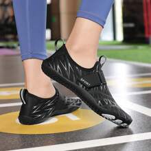 TOLLN Women's Indoor Gym Special Anti Slip Comprehensive Training Shoes Match Leggings - Black - View 6