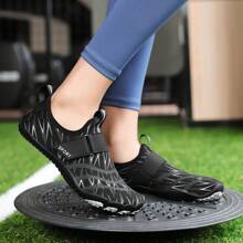 TOLLN Women's Indoor Gym Special Anti Slip Comprehensive Training Shoes Match Leggings - Black - View 5