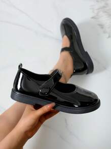 Zapatos escolares de colores sólidos para mujeres, ligeros, nuevo estilo japonés de primaveraotoño 2024, fáciles de combinar con faldas - Negro - Ver 1