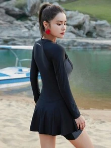 女士全身长袖连体泳衣，防晒，尼龙和氨纶，可拆卸胸垫，适合夏季海滩度假 - 黑色 - 查看 6