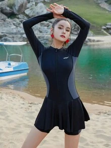 女士全身长袖连体泳衣，防晒，尼龙和氨纶，可拆卸胸垫，适合夏季海滩度假 - 黑色 - 查看 8