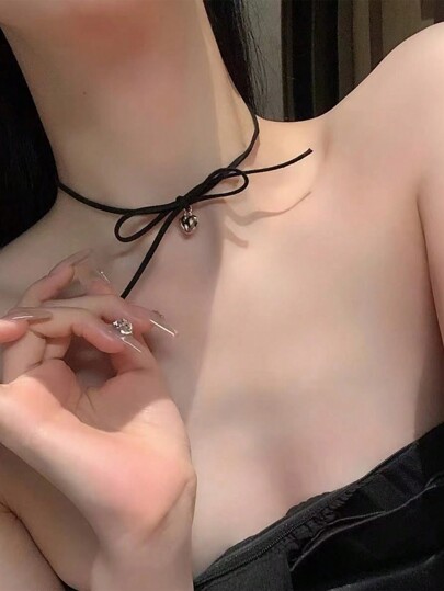 1pc New Korean Vintage Pure Velvet Bow Choker Necklace Collarbone Chain For Women, Simple & Versatile Accessory Valentines,Mom,Mother,Mother's Day,Gift