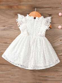 女童休闲镂空流苏球装饰短袖白色连衣裙，夏季