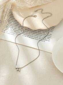 1pc Fashionable Heart & Letter Detail Necklace, Cute Gift For Special Occasions Valentines