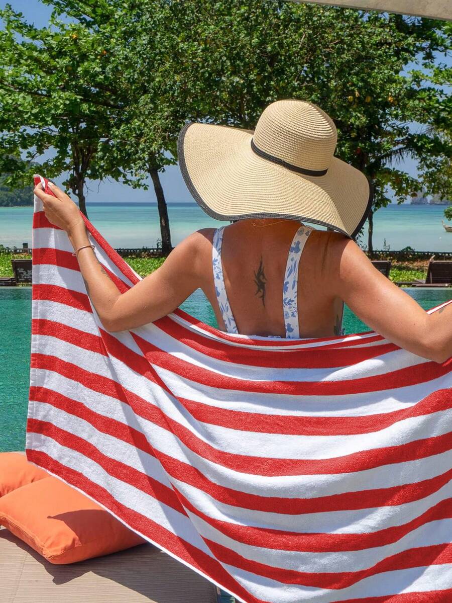 1pc Striped Bath Towel, Pool Towel, Beach Towel, 27x59 Inches, Soft, Absorbent, Sand-Free, Suitable For Hotel, Resort, Swimming, Multi-Purpose Use