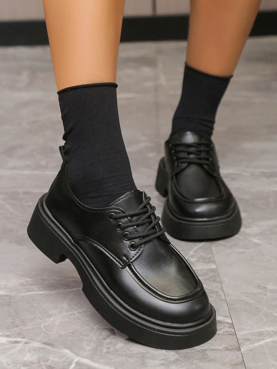 學院牛津鞋適合女士,前綁帶防水台坡跟鞋 - 黑色 - 查看 1