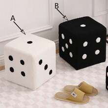 1 cái Plus Fleece Dày Hình Xúc Xắc Ghế Đẩu Chân, Ghế Sofa Thay Giày Gia Đình, Ghế Đẩu Chân Cho Chỗ Để Chân - Đen và trắng - Xem 1
