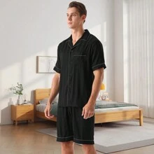 男士梭织缎面短袖睡衣套装（含短裤和纽扣衬衫），2件套，经典睡衣家居服，凉爽透气 - 黑色 - 查看 2