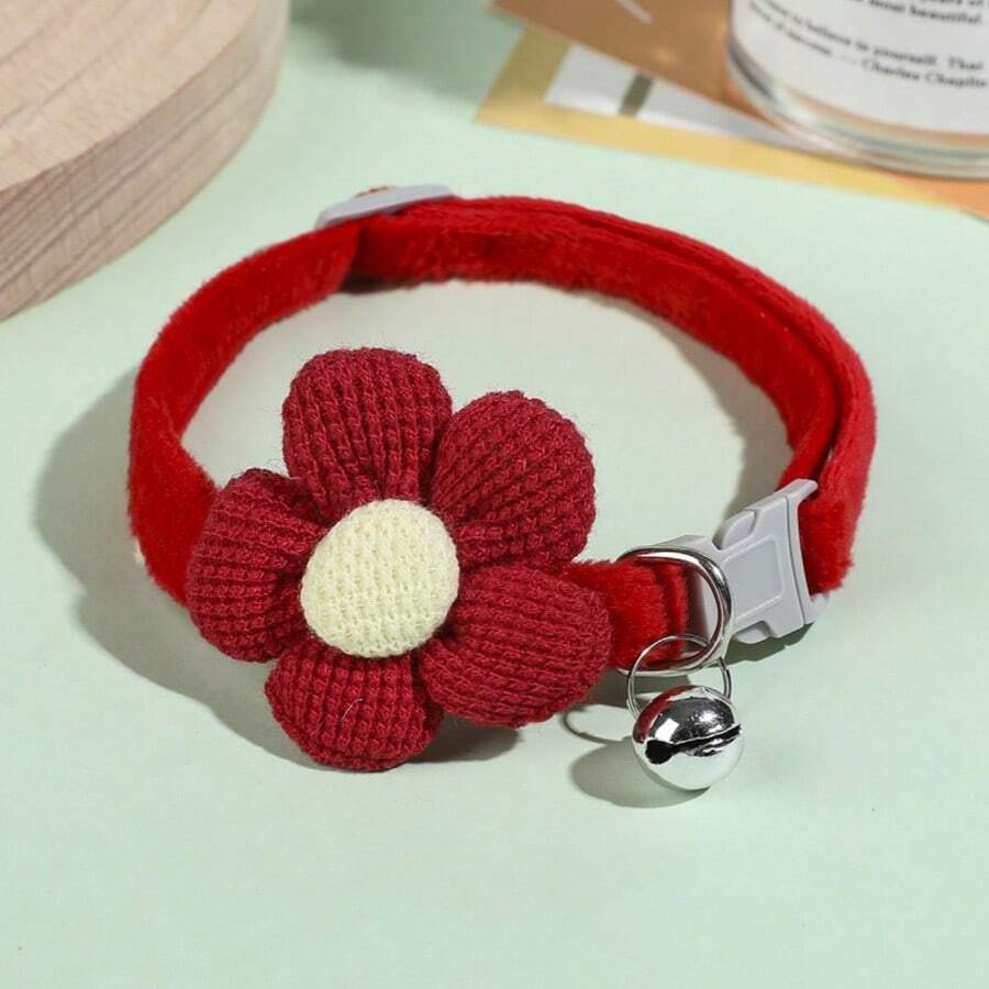 Plush Flower Collar With Bell For Pets, Suitable For Both Cats And Dogs - Red - View 1