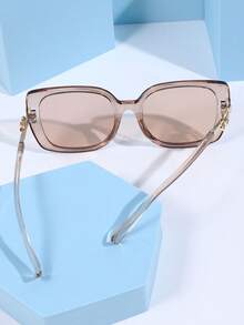 1 件女士经典猫眼时尚眼镜，采用眉线形状，凸显独特风格和深度，使脸部更具魅力，采用金色四叶草设计，适合日常生活、海滩、驾驶和户外旅行配件。 - 彩色 - 查看 8