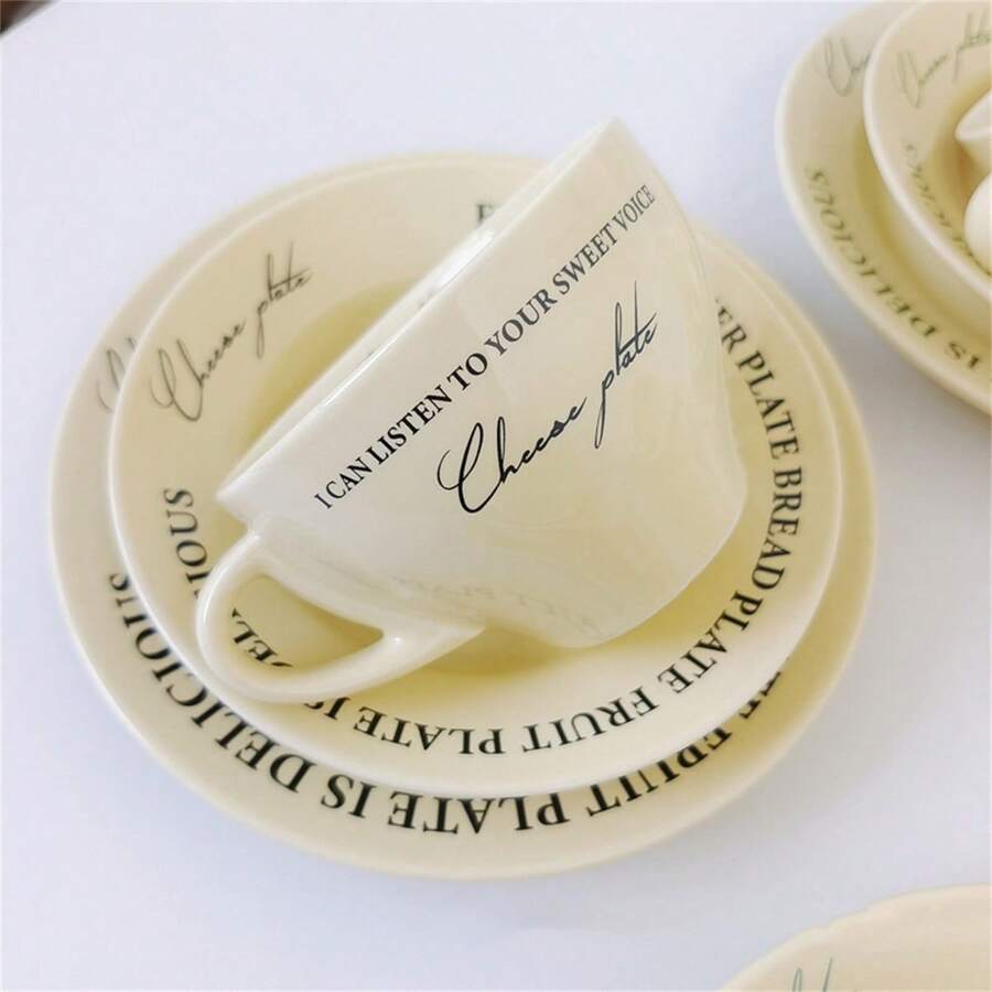 1 Conjunto De 350ml Chique Retrô Alfabeto Francês Creme Amarelo Verde Cerâmica Xícara De Café E Pires Prato De Sobremesa De Oito Polegadas