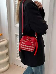 1 件迷你斜挎包（4.9 英寸 * 5.3 英寸 * 3.9 英寸）拼色格子图案，水桶造型，可爱精致，适合农历新年、情人节、单肩包和手提包、礼物、迷你女士挎包 - 紅色 - 查看 9