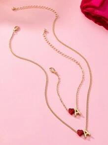 1 套欧美风格个性化金属 A-Z 26 个英文首字母红色心形镶嵌红色水钻字母名字吊坠项链和手链首饰套装，是女性日常佩戴的最佳情人节礼物，适合情人节、妈妈、母亲、母亲节、礼物