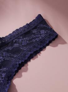 3pcs/Set Women's Lace Hollow Out Flower Design Sexy Thongs Lingerie