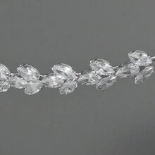 1 chiếc băng đô cài tóc hình vương miện tinh tế dành cho nữ, được trang trí bằng đá Cubic Zirconia, thích hợp để đeo hàng ngày. Hoàn hảo cho phù dâu và khách mời đám cưới ở Châu Âu và Mỹ. Vương miện thanh lịch, phụ kiện ngày Valentine. - Bạc - Xem 7