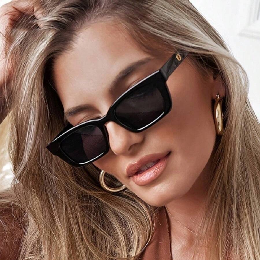1pc Women's Fashionable Black Small Frame Outdoor Sports Glasses